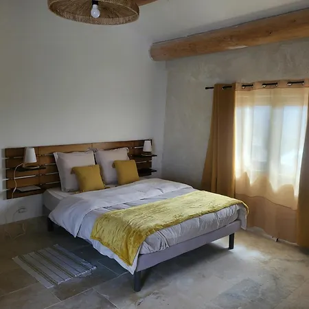 Renovated Bastide Among Vineyards Near Uzes * Pougnadoresse